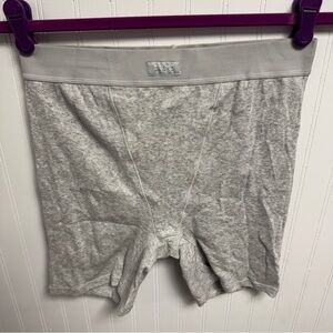 Skims Light Heather Grey Ribbed Boxers NWT Medium